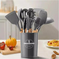 Jogo de Utensílios de Cozinha 11 Peças em Silicone com Cabo de Madeira + Copo Suporte